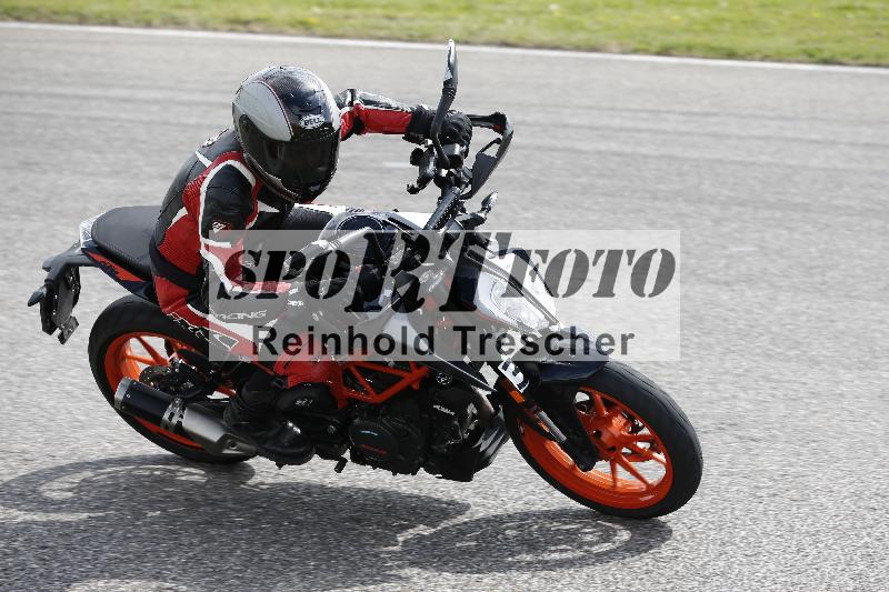 Archiv-2025/10 23.04.2025 Cornu Master School ADR/gruen-vert/36